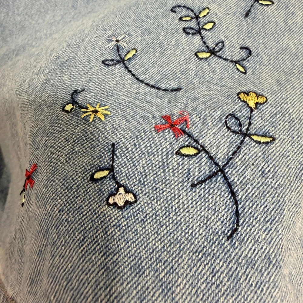 Vintage Disney Store Mickey Mouse Embroidered Jean Skirt‎ Size L Pockets Modest